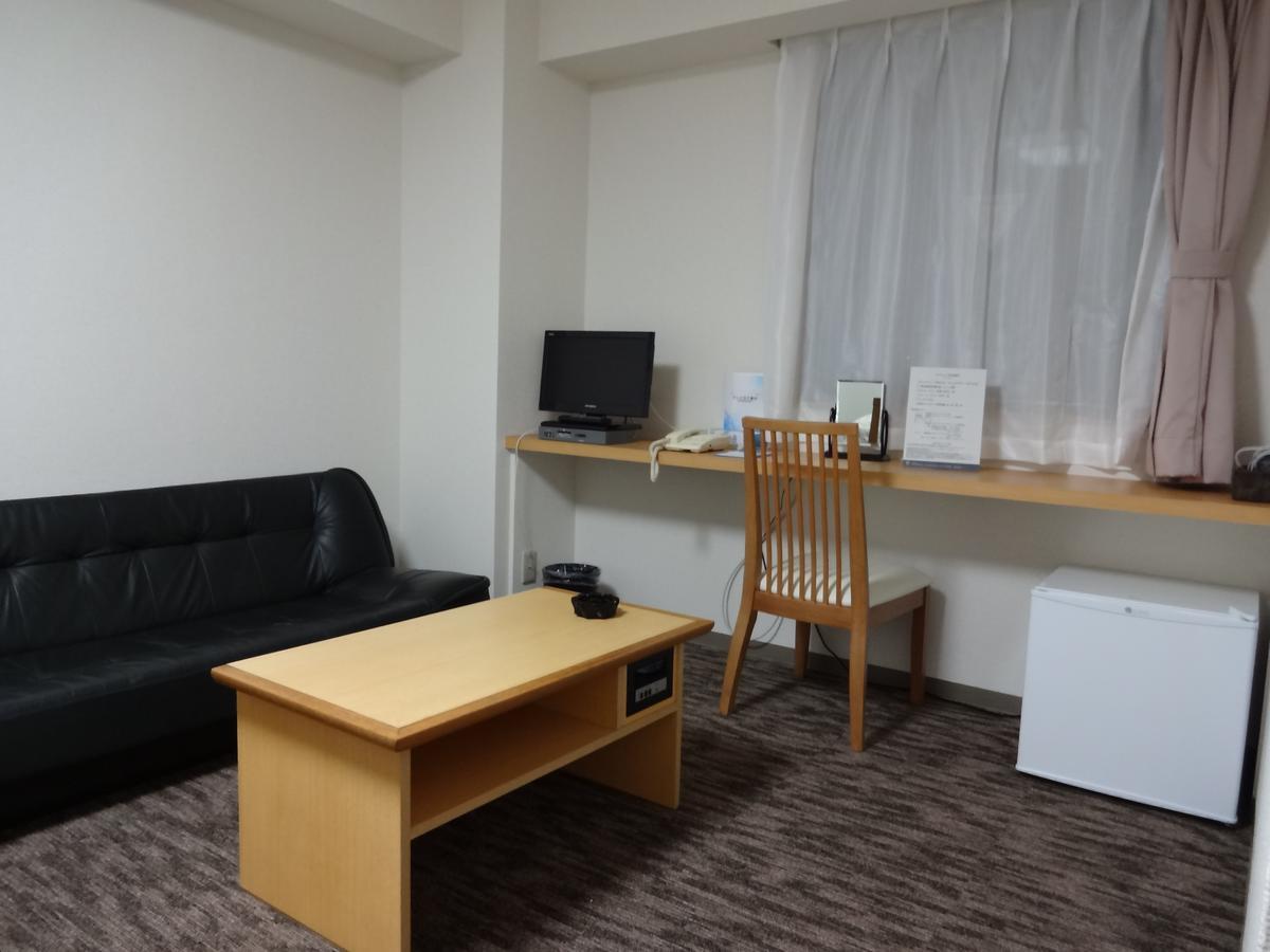 Ushiku City Hotel Ekimaekan Екстериор снимка